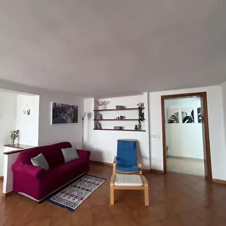 Lucy House Apartment