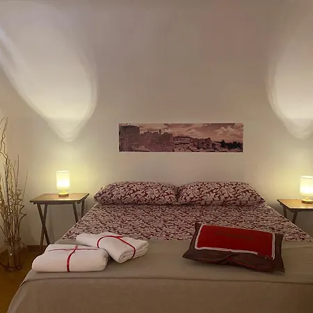 Lucy House Apartment *
